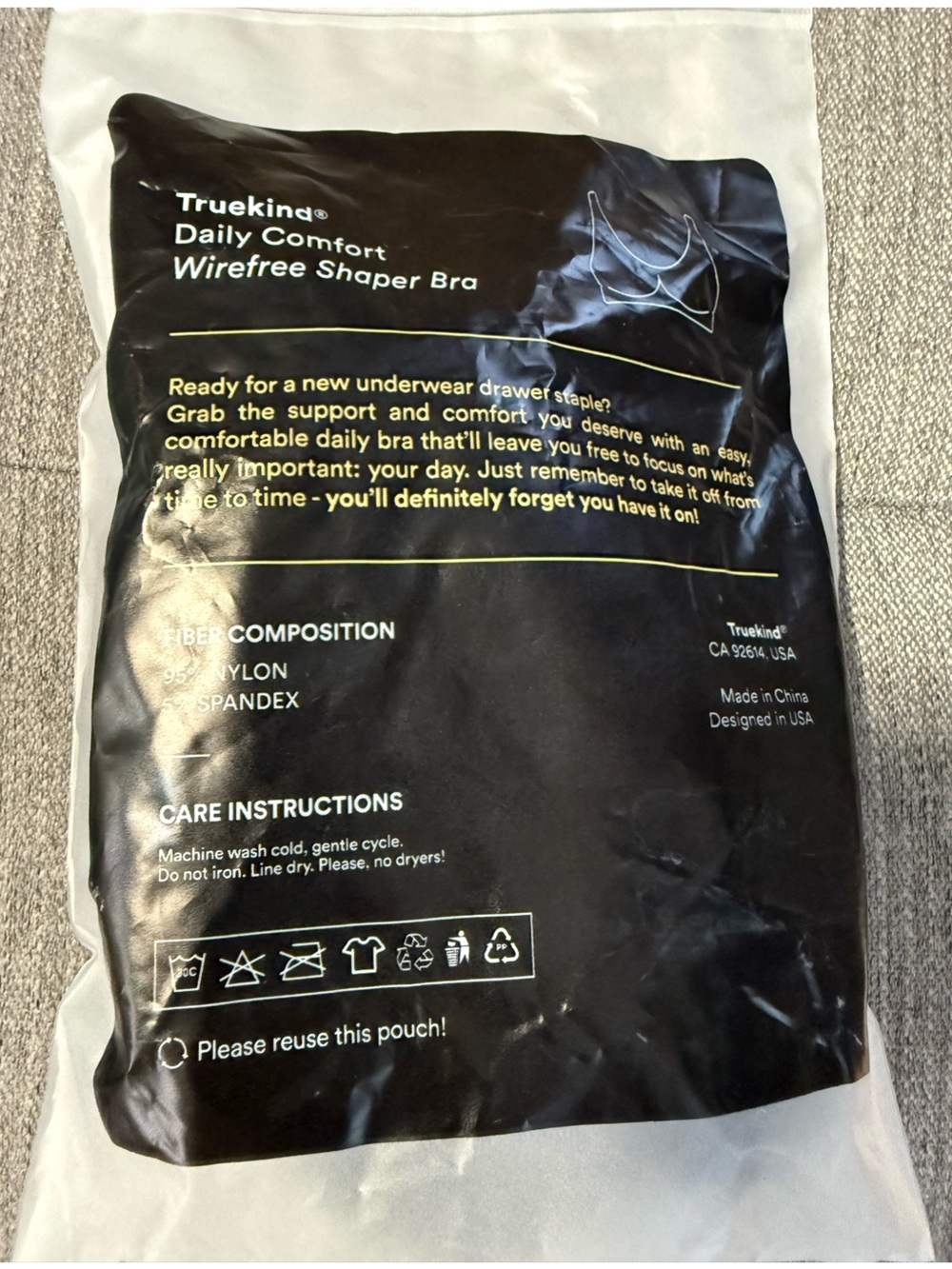 NWT Truekind Daily Comfort Wirefree Shaper Bra, Size Small, Black - Picture 9 of 9